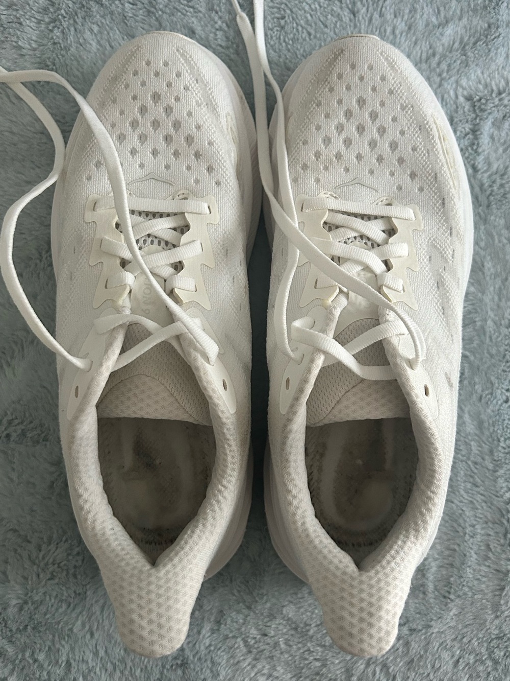 HOKA Women’s Clifton 9 Sneakers